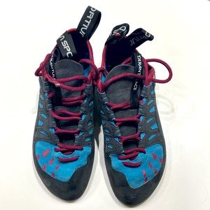 La Sportiva Tarantulace Climbing Shoes